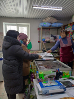Рабочей группой проведен профилактический рейд по торговым точкам Краснодубравского сельсовета