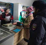 Рабочей группой проведен профилактический рейд по торговым точкам Краснодубравского сельсовета
